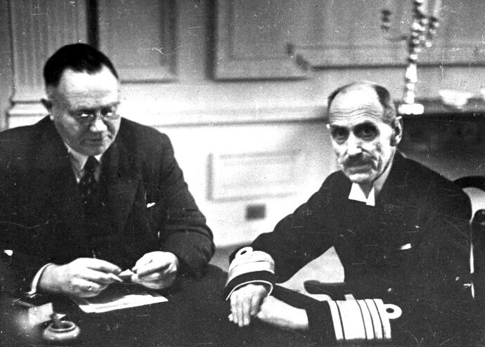 Kong-Haakon-og-Nygaardsvold-i-London
