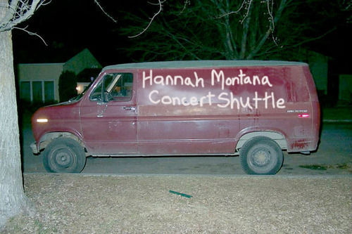 hannah-montana-concert-shuttle